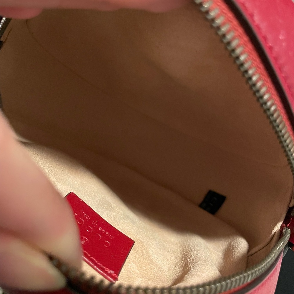 GUCCI GG MARMONT ROUND LEATHER CROSSBODY BAG - Picture 5 of 6